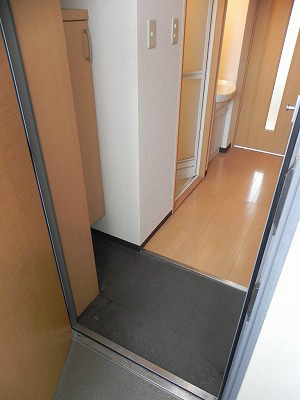 グランドパレス吉田近衛 玄関