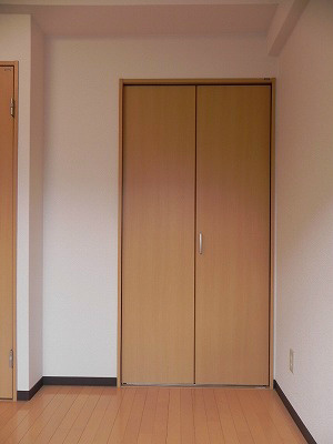 グランドパレス吉田近衛 収納