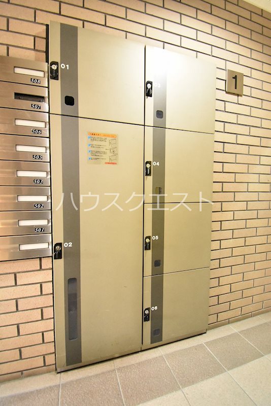 リバーサイド四条縄手 宅配ＢＯＸ