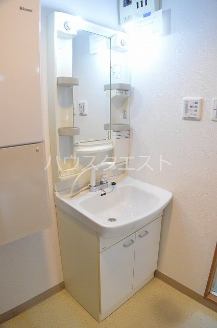 ジュネス四条大宮 洗面所