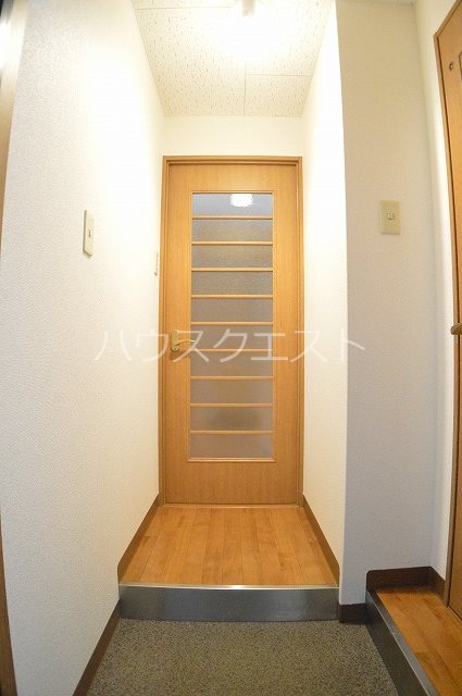 ジュネス四条大宮 玄関