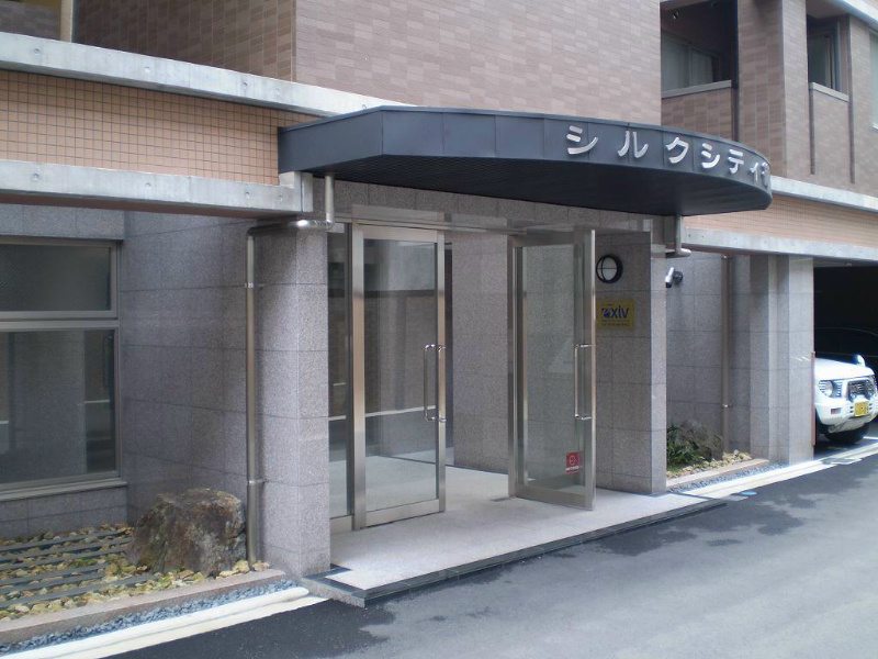 シルクシティ花 エントランス