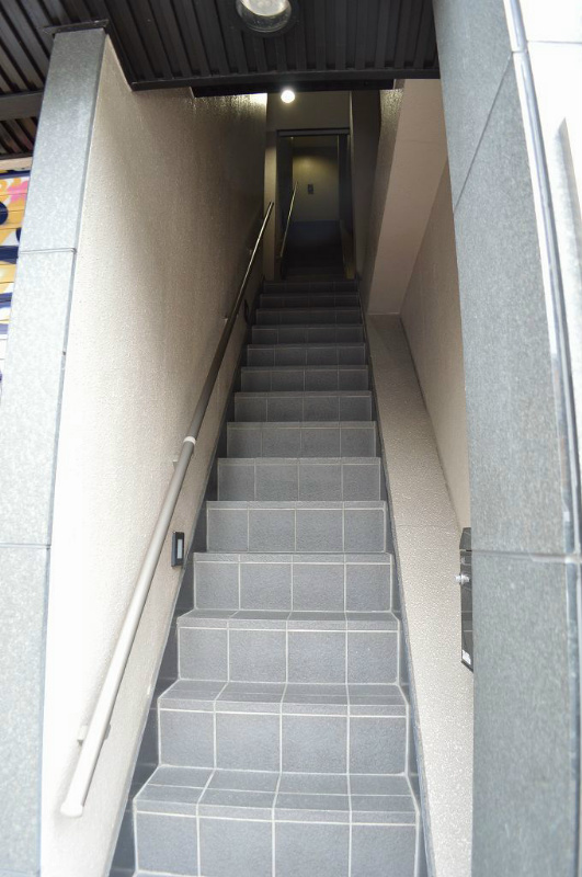 シティエイト二条城南 エントランス