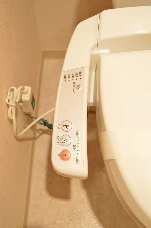 イスターナイマイ御所南 トイレ
