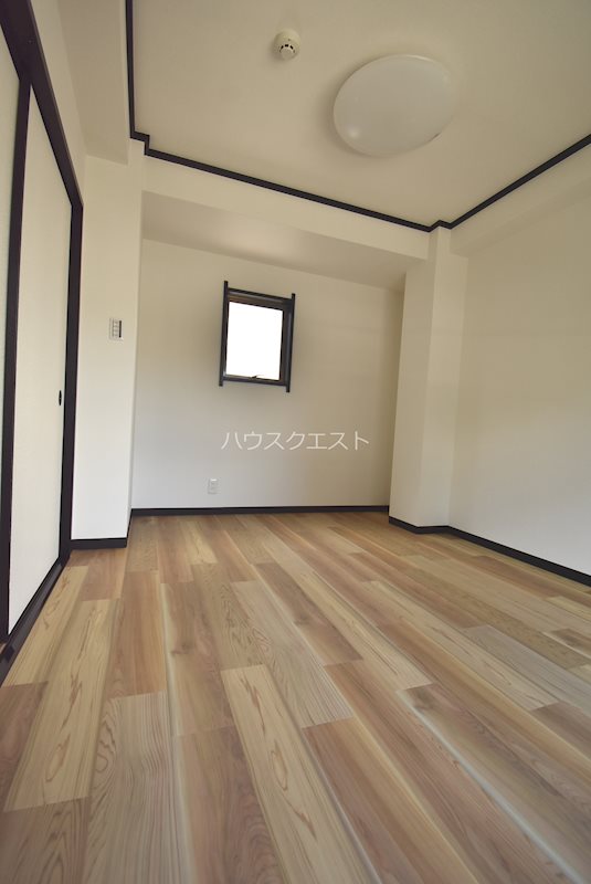 アスターナ9BOX ベッドルーム