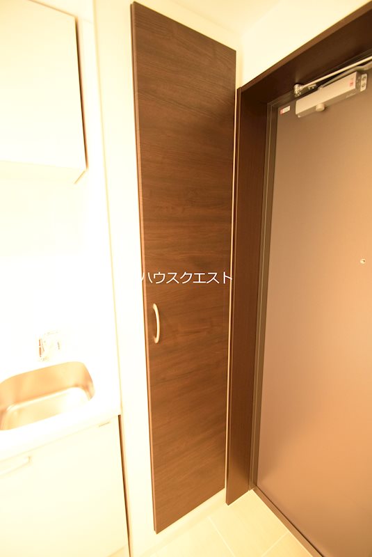 THE　GARNET　SUITE　RESIDENCE　京大前WEST 収納