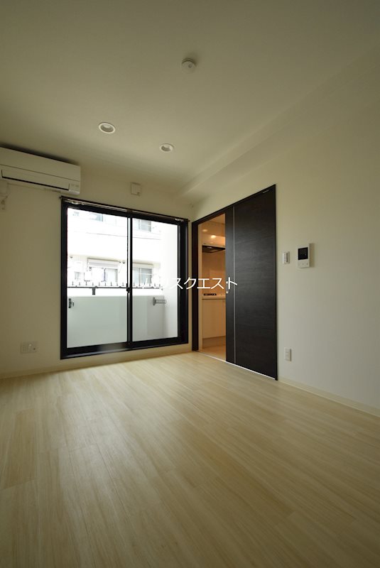 THE　GARNET　SUITE　RESIDENCE　京大前WEST リビング