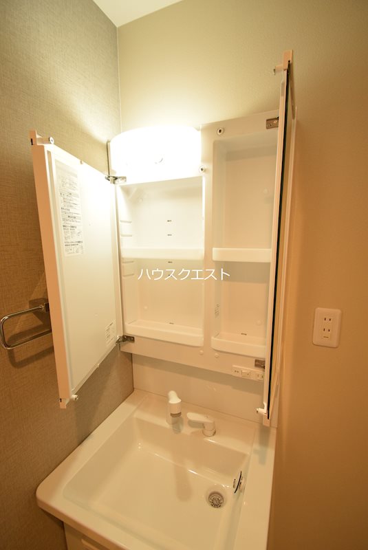 THE　GARNET　SUITE　RESIDENCE　京大前WEST 収納