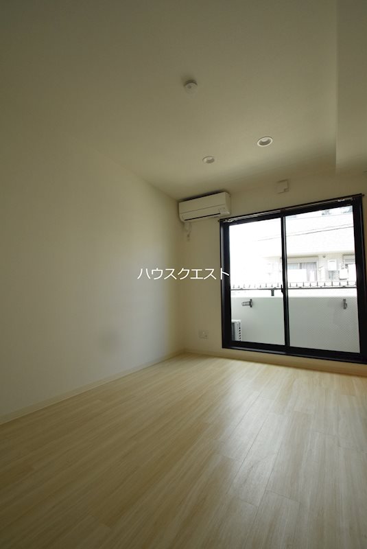 THE　GARNET　SUITE　RESIDENCE　京大前WEST リビング
