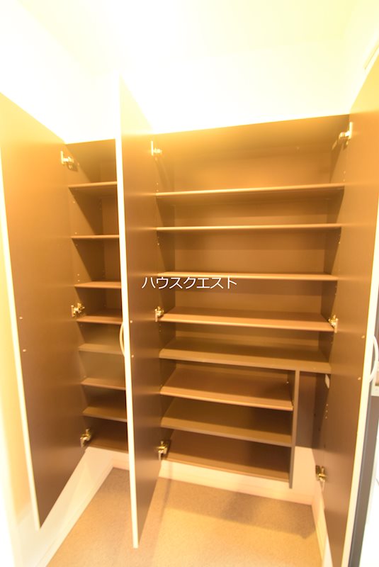 オーキッド 玄関