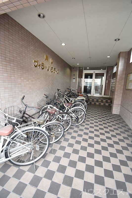 ヴィラ・パラディス東山 その他