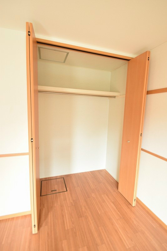 クレール北野C 収納