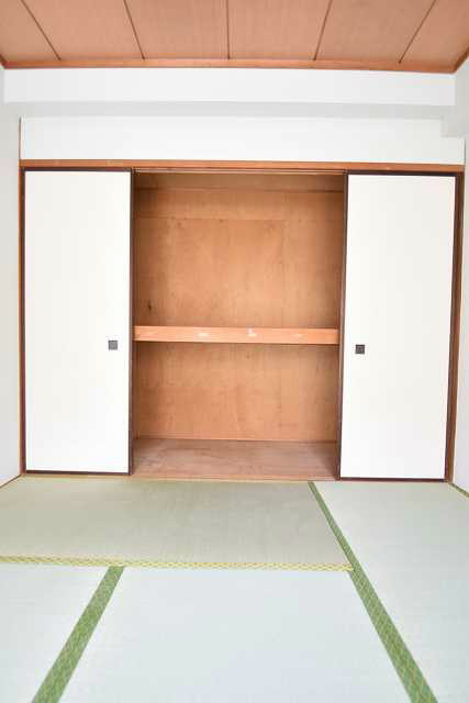 コーポラス北野 収納