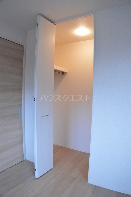 グランソレイユ西院Ｂ棟 収納